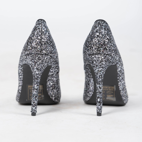 🎉2xHP🎉 Black & Silver Glitter Party Heels - Picture 3 of 5